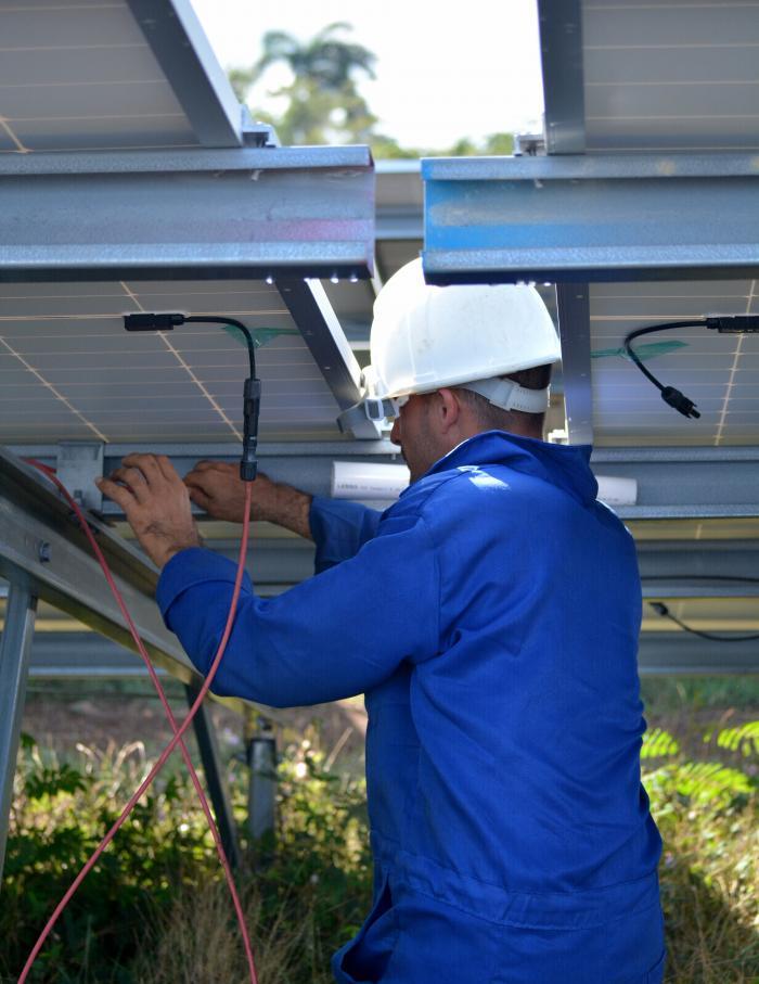 In the face of imperial harassment, solidarity among Cubans