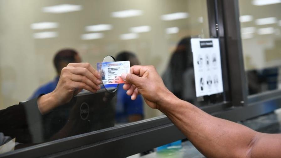 If your license is valid, it does not require renewal under the new Intrant model.