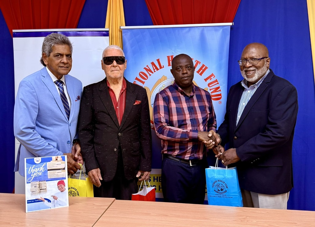 Jamaica Medical Foundation donates cash for tetanus medication