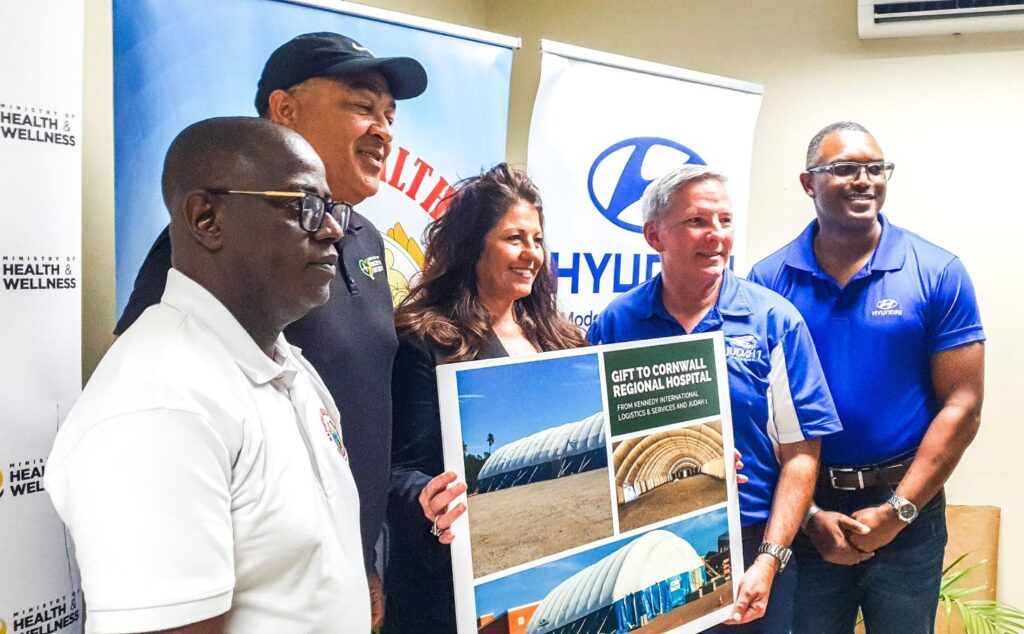 100 beds, medical dome for ailing Cornwall Regional