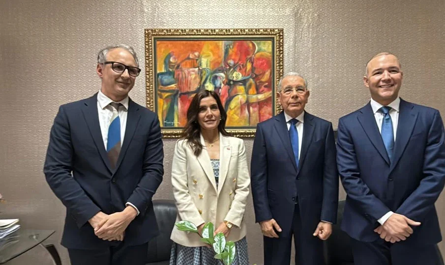 Danilo Medina and U.S. Ambassador hold meeting on Dominican political situation