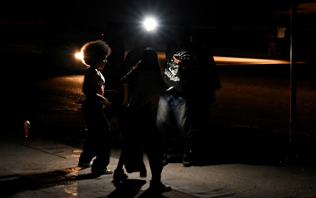 Two-thirds of Cuba, including Havana, hit by blackout