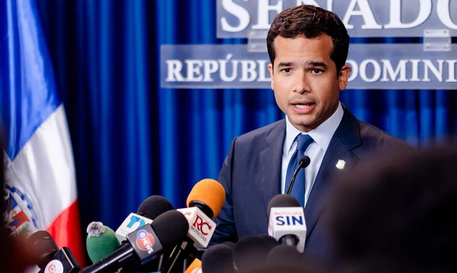 Omar Fernández calls for income tax indexation to ease family finances amid Iran conflict