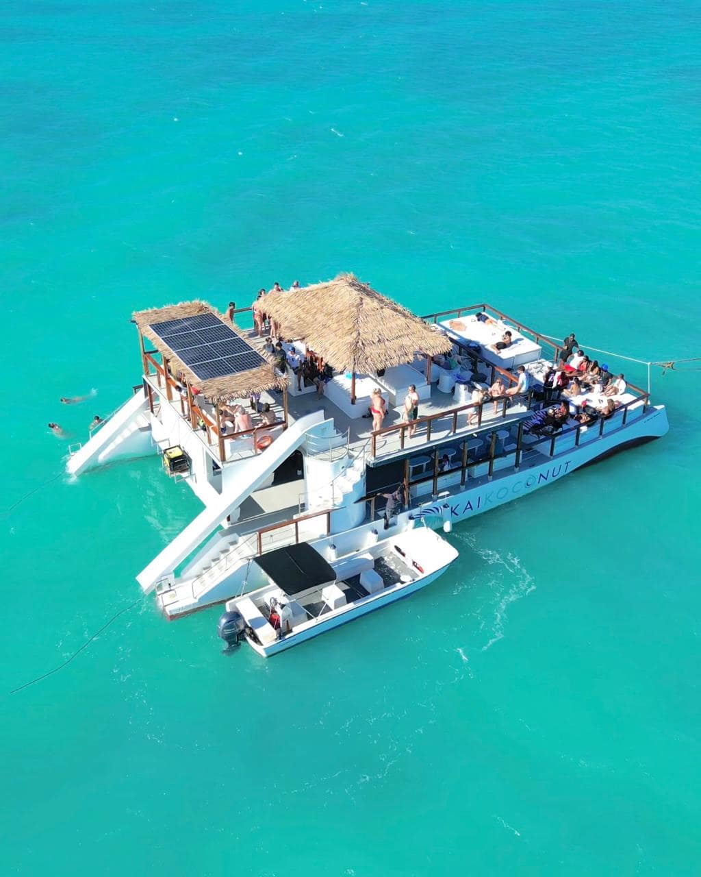 Owner of fire-destroyed Kaikoconut floating bar to rebuild