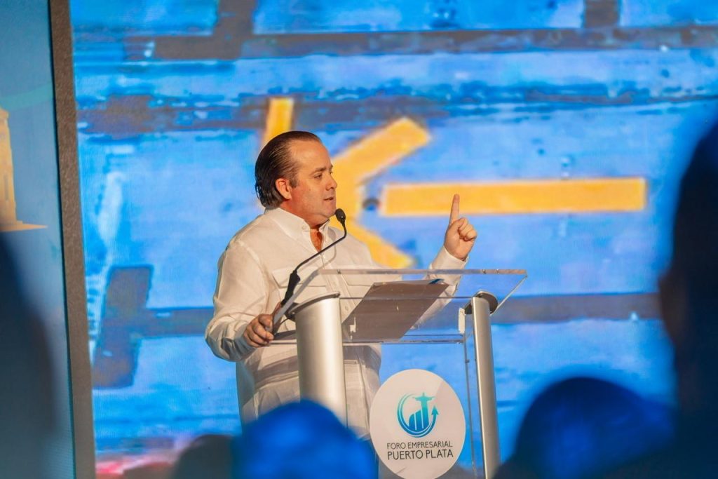 Government unveils Puerto Plata land use plan, Cable Car upgrade