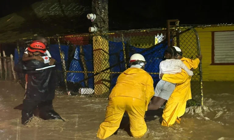 Red Cross deploys emergency teams and carries out evacuations