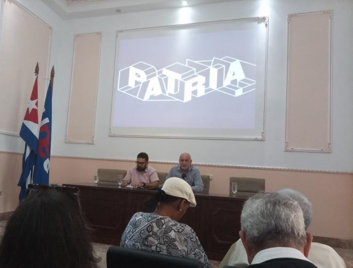 Patria: a communication milestone of our time