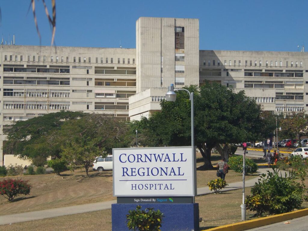 Cornwall Regional Hospital conducting review after death of baby delivered at hospital