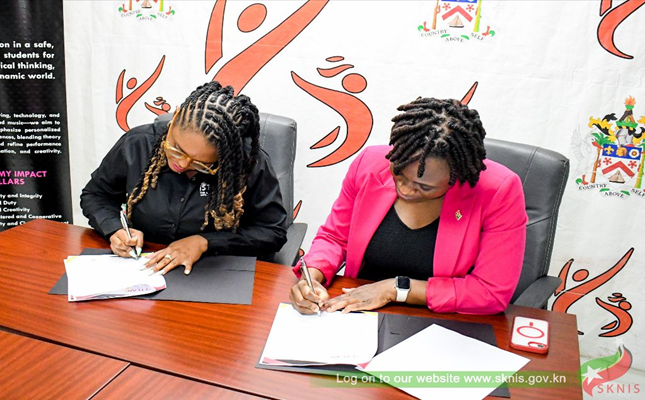 Government, iSTEAM formalise agreement to strengthen intergenerational engagement
