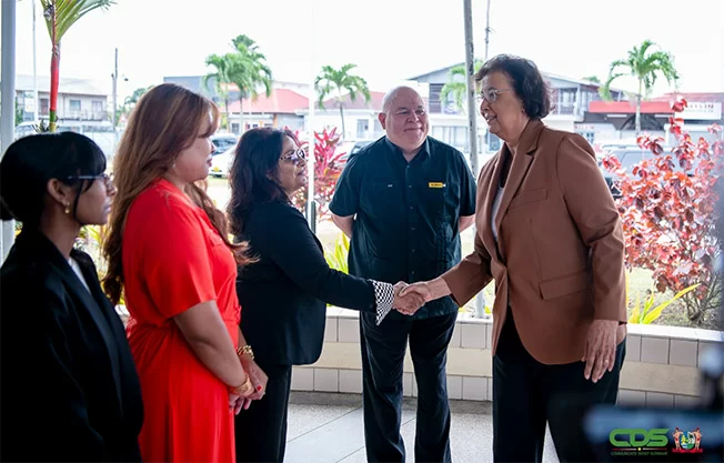 AdeKUS richt blik op kloof tussen beleid en uitvoering tijdens Bestuurskundeweek
