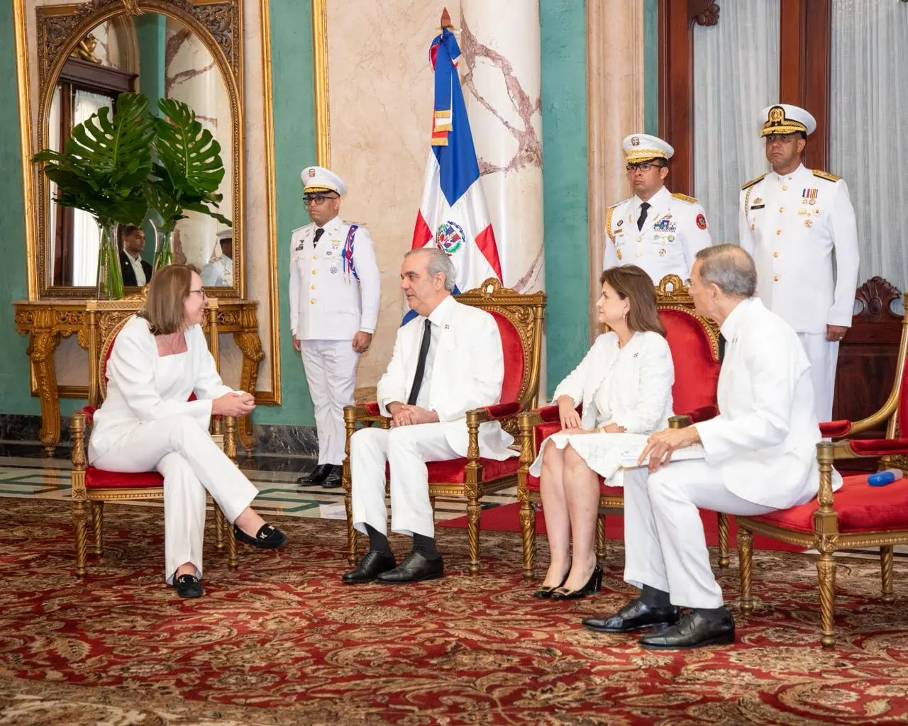 Abinader receives credentials from six new ambassadors in Dominican Republic