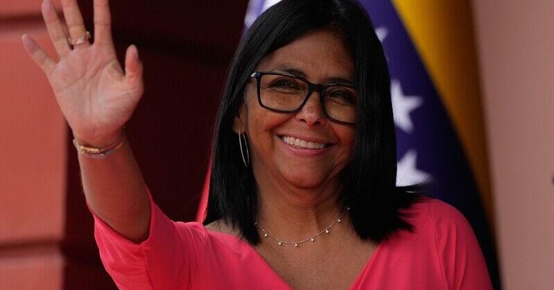 Venezuela’s Acting President visits Barbados