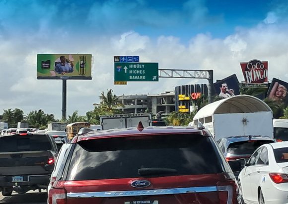 Punta Cana traffic jams now last up to an hour, Senator says