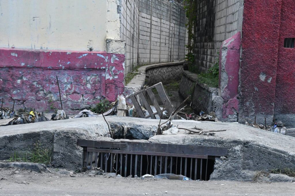 Crumbling roads, flooding push Oakland Crescent residents to breaking point