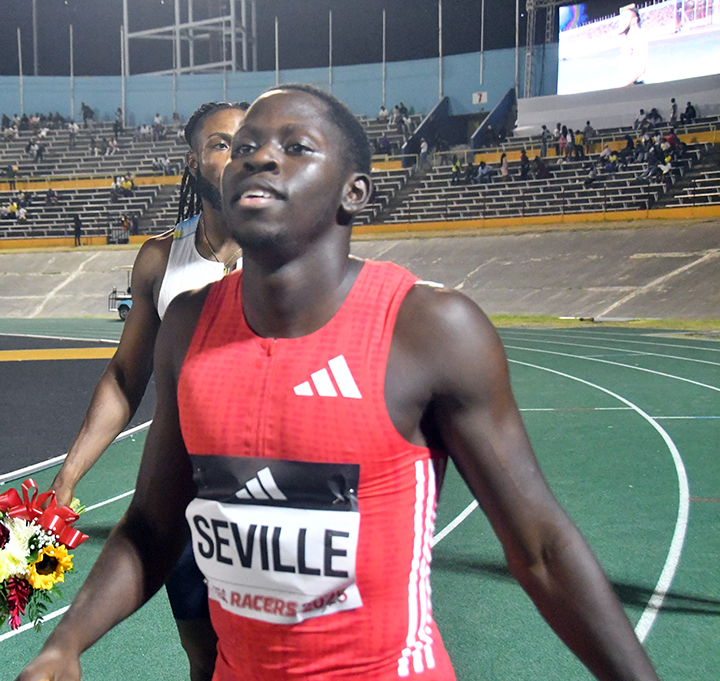 Oblique Seville runs 9.96 seconds in opening 100m