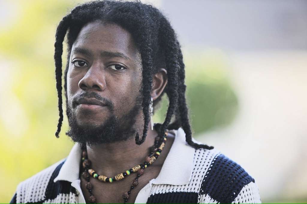 Zale encourages young people to chase their dreams in new track