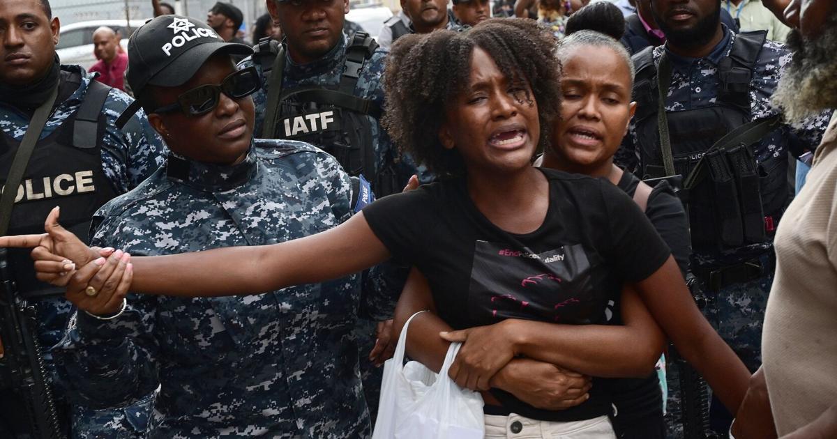 Protest trio granted $40,000 bonds