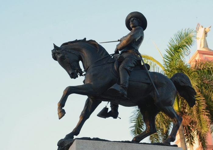 The Major still rides across his plains, on his Island