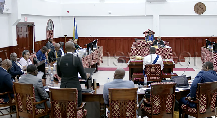 Gov’t to boost financial security for lowest-paid public workers