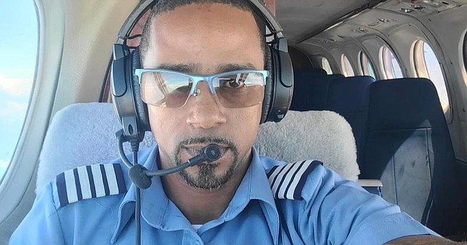 Crash pilot had US licence revoked over conviction