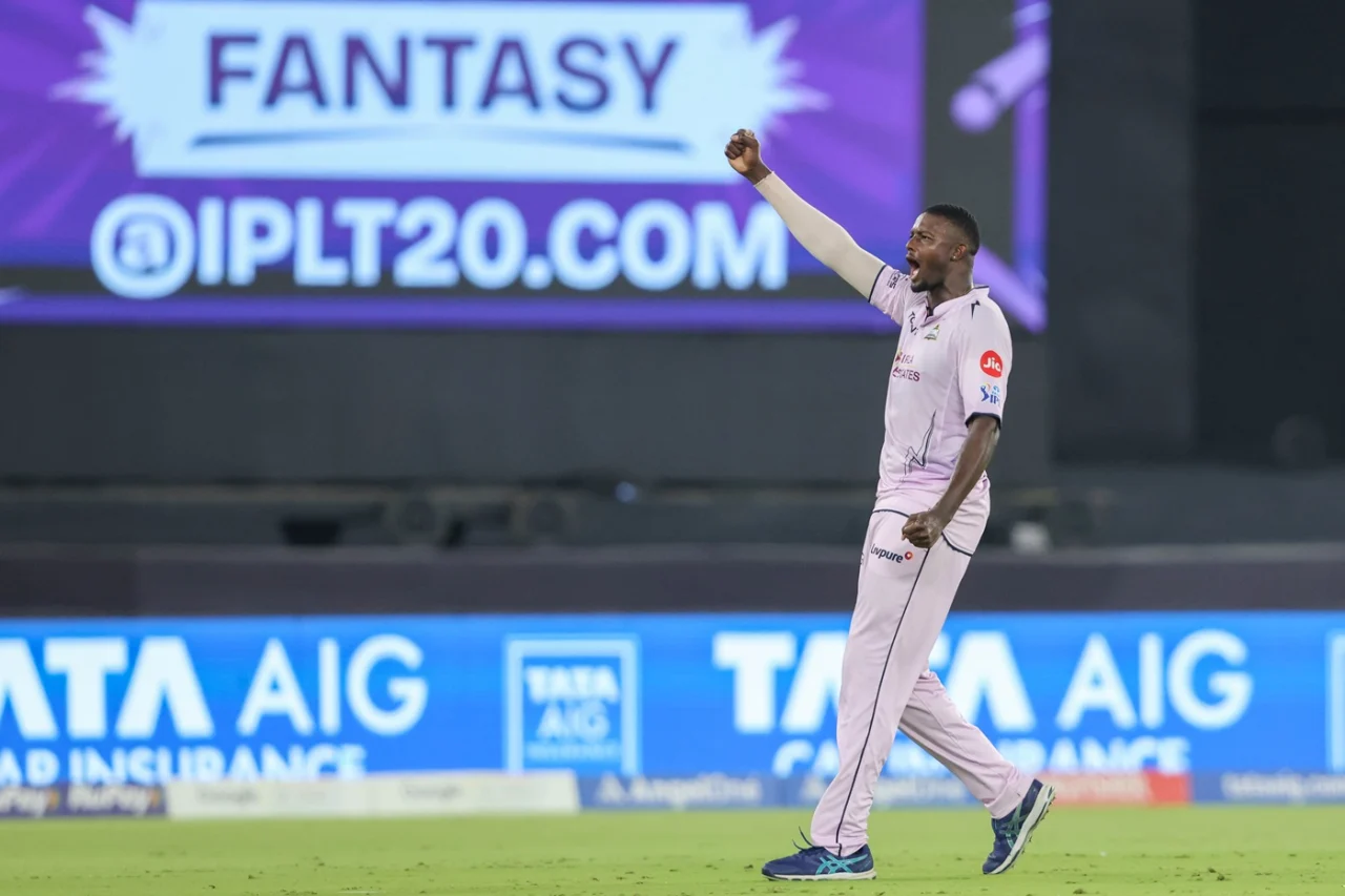 Holder stars in IPL table topping win for Gujarat Titans