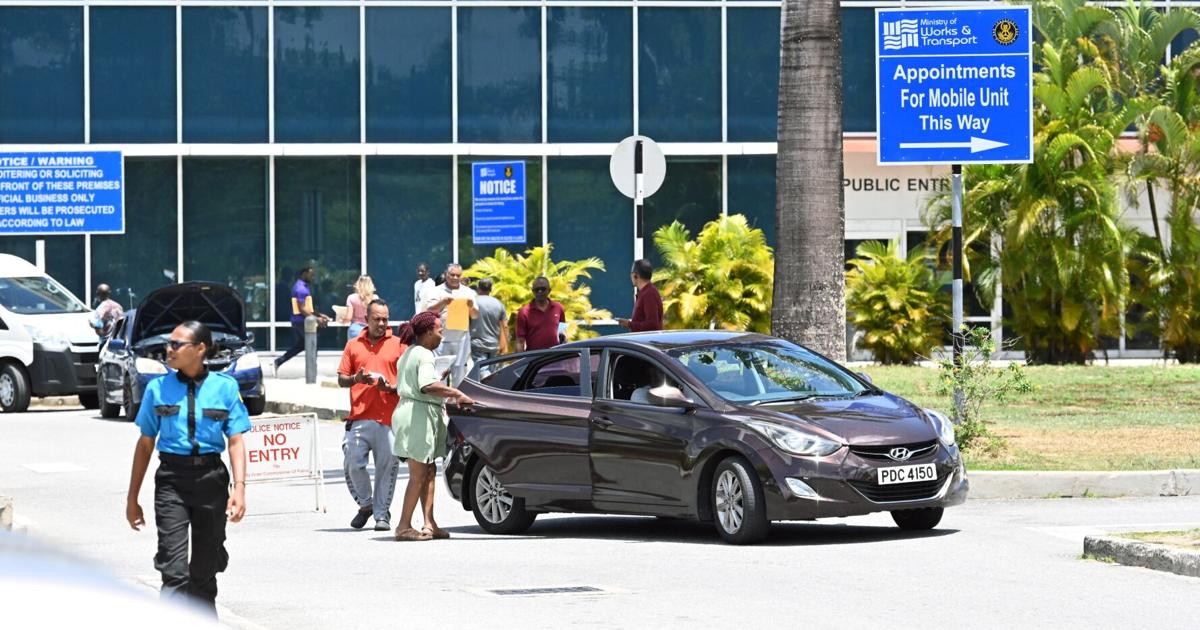 Glitch causes hours-long delay at Licensing offices