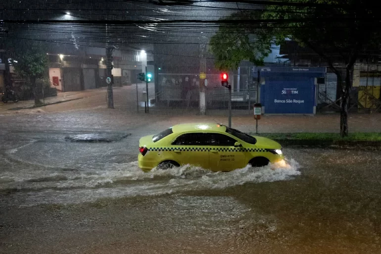 Noordoost Brazilië: Doden en duizende ontheemden door zware regenval