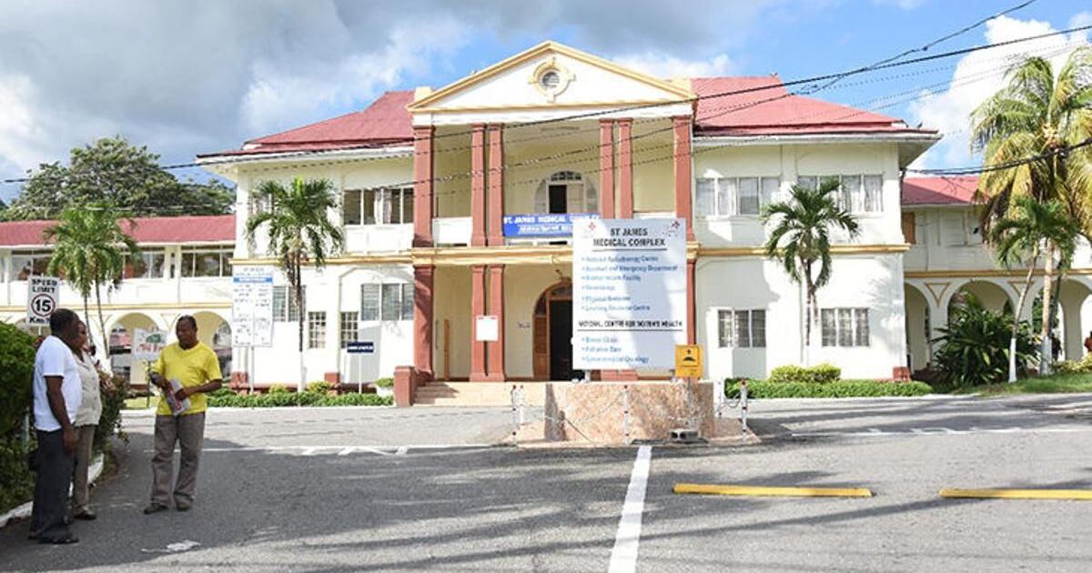 15-year-old girl dies after headache