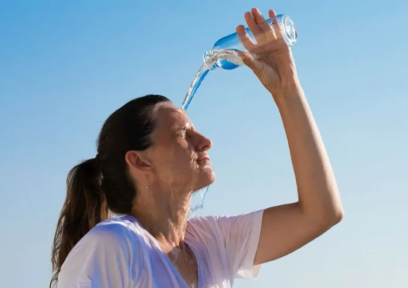 Sweltering heat will continue to affect the country this Saturday