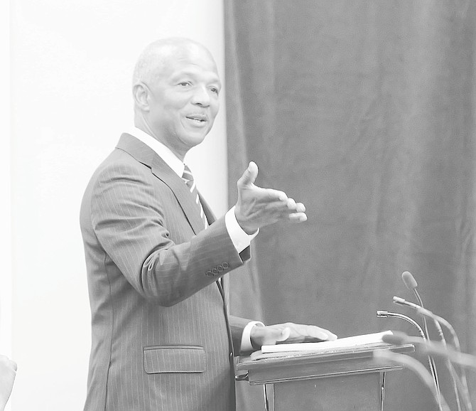PM promises to examine police gratuity dispute