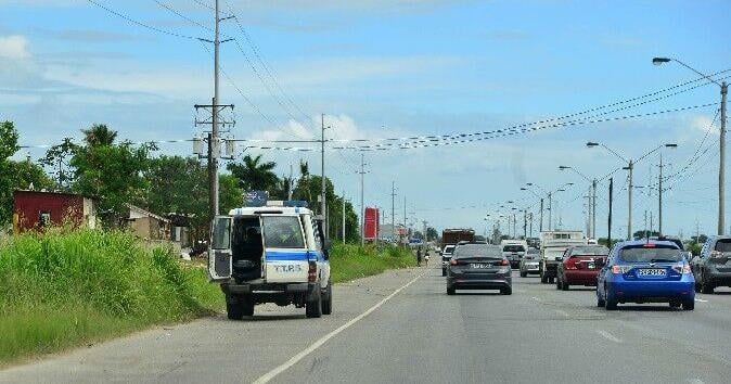 Car stalls on Beetham Highway, bandits come for occupants