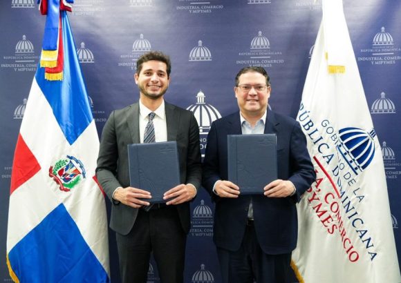 Dominican Republic partners with Uber Eats to strengthen small businesses