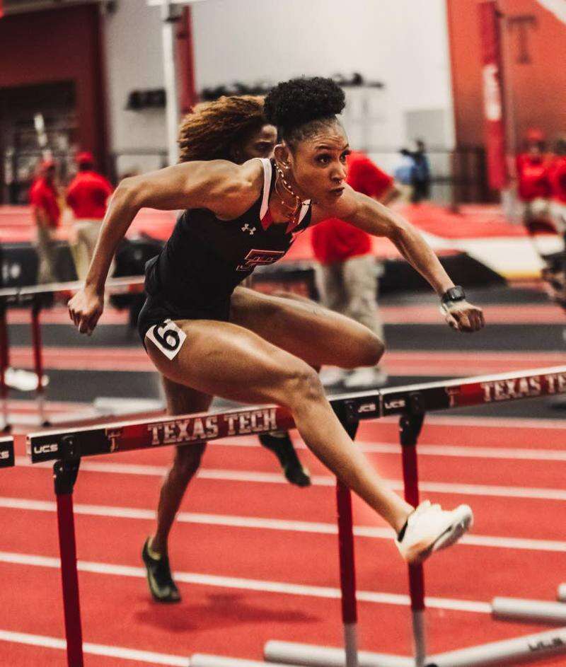 Roswell clocks PB 12.40 seconds to win 100m hurdles national title