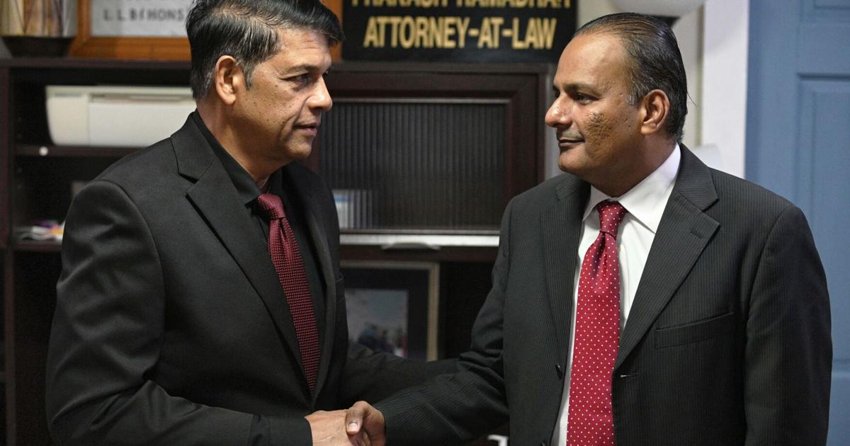 Lawyers rally around magistrate
