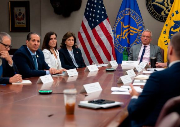 Vice President Raquel Peña meets Robert F. Kennedy Jr. to expand cooperation on public health