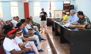Díaz-Canel visited the municipalities of Regla and Guanabacoa
