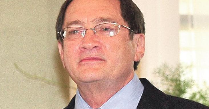 Hamel-Smith supports enquiry into CCJ