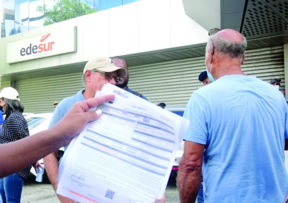 Users can demand financial compensation for blackouts