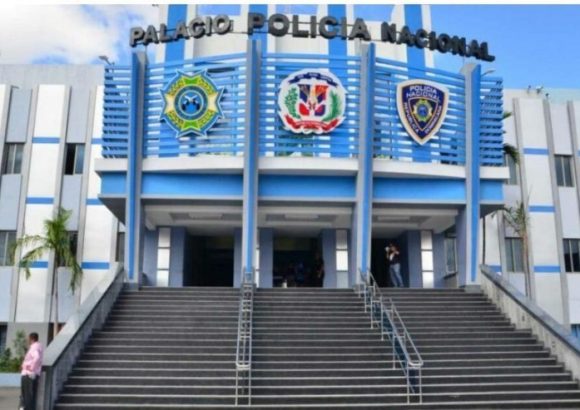 Man pursued by the National Police kills two people and wounds another at a fried chicken restaurant in Sabana Perdida