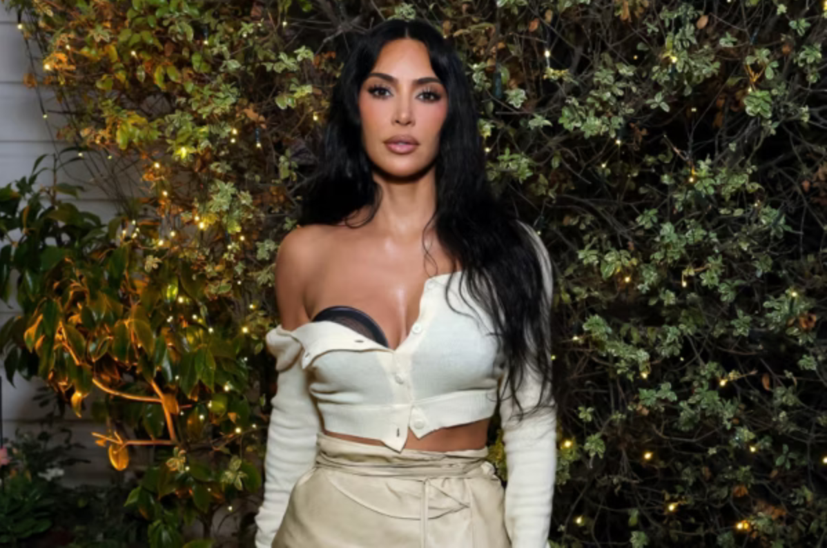 Paris court awards Kim Kardashian 1 euro after her 2016 robbery
