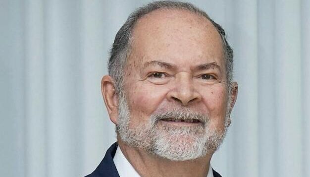 COMMENTARY: Henry Volney remembers – Between Empire and Independence — A St. Mary’s Academy scholar, UWI graduate and SiFoCol master teacher reflects on Black Power, education and Dominica’s changing youth
