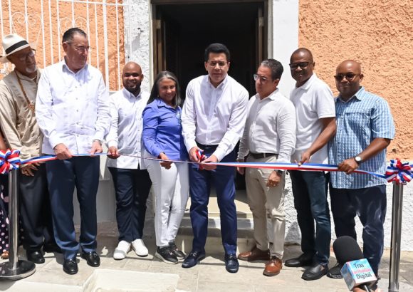 Collado delivers 254 renovated houses in the Colonial City
