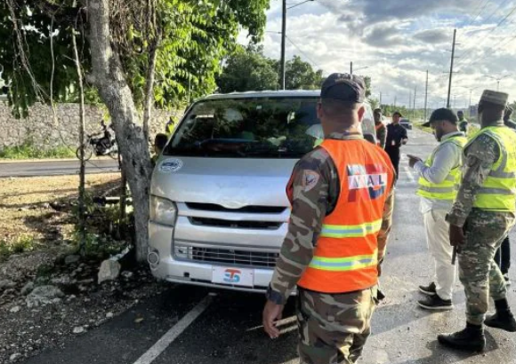 INTRANT seizes five vehicles linked to irregular transport of Haitian migrants