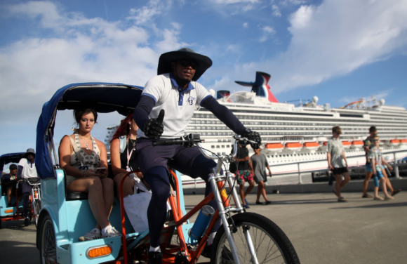 Four cruise ships bring more than 16,000 travelers to Dominican Republic