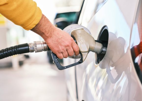 Government raises optimal diesel RD$ 12 pesos and premium gasoline RD$ 5