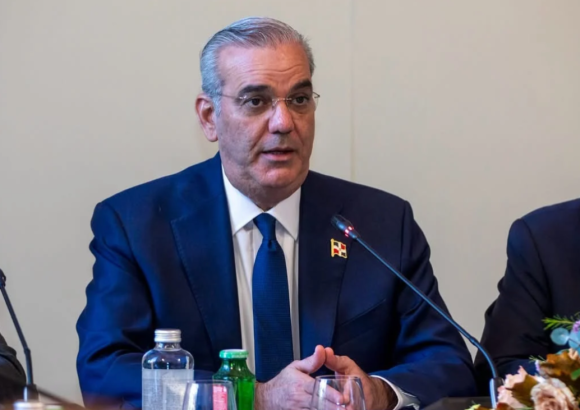 Abinader asks Dominicans to pray for Pope Leo XIV’s health